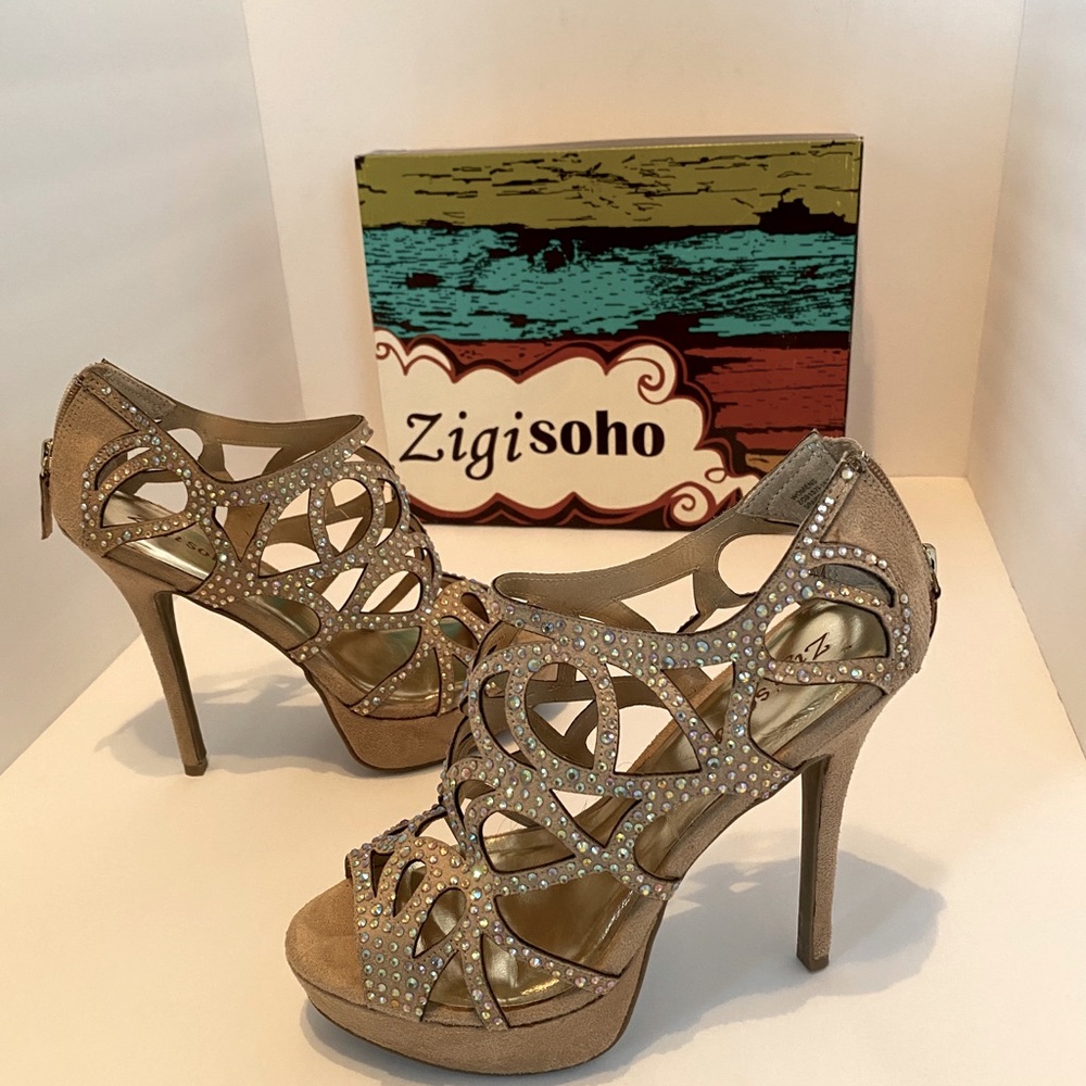 NEW ZIGI SOHO SPARROW HEELS SIZE 8